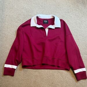 Abercrombie & Fitch Women's V-Neck Maroon Sweater